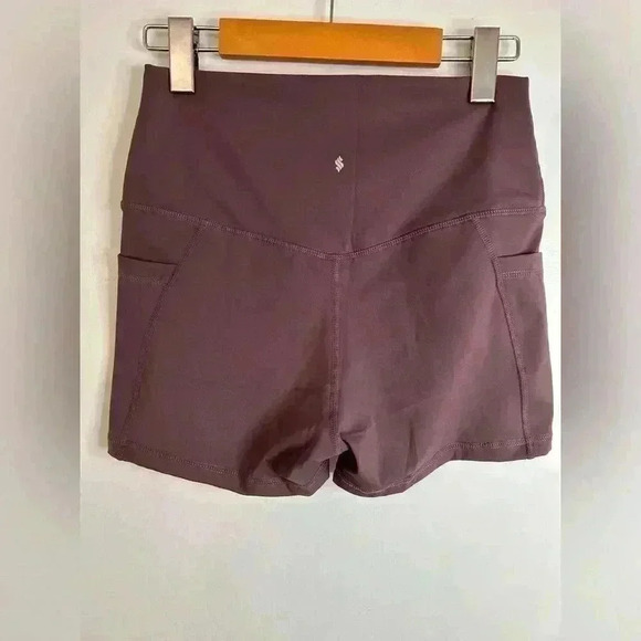 BNWT Smoothfeel Short Shorts with Pockets in Purple Size Large - Picture 6 of 11